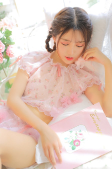 一女多男在疯狂的伦交